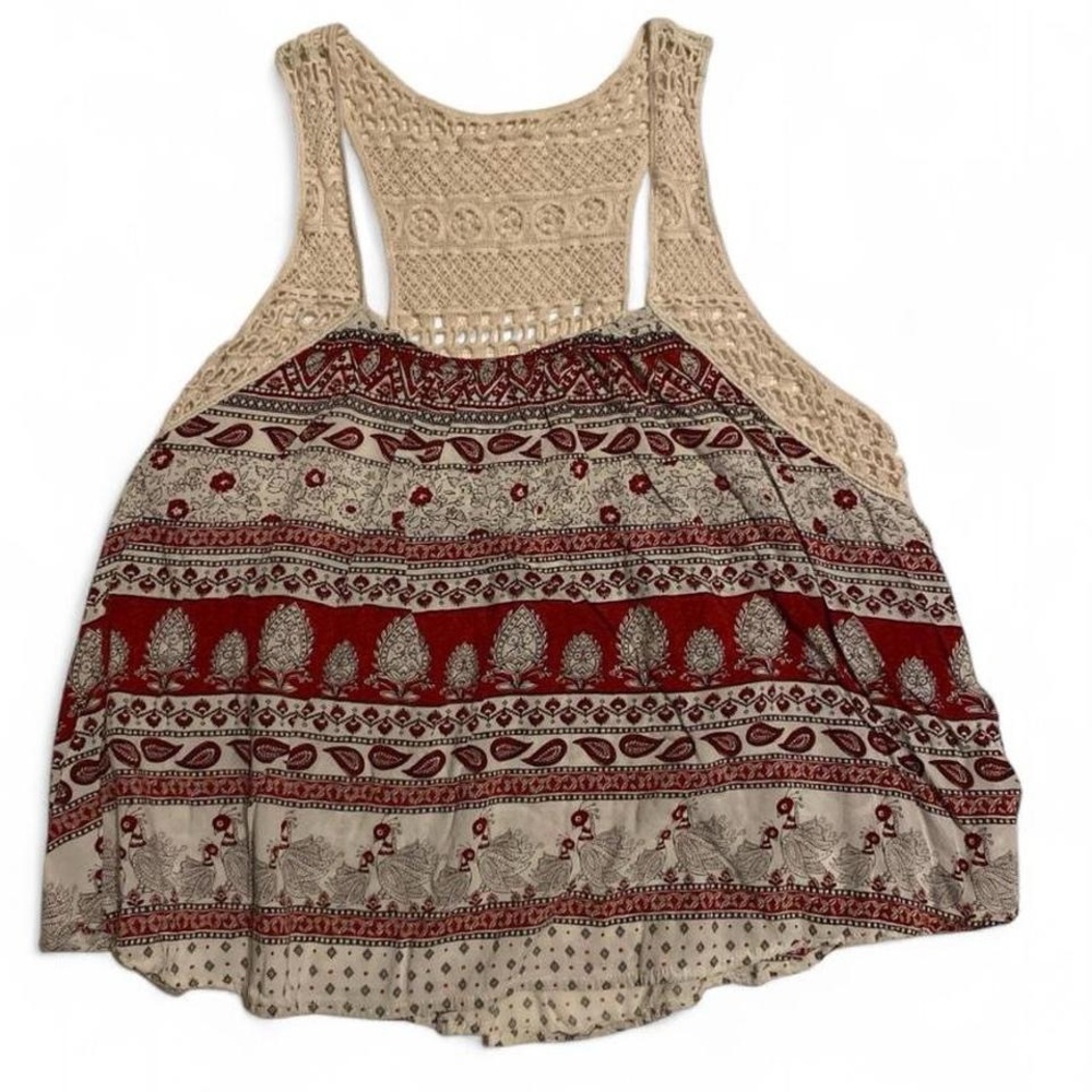 Forever 21 Red and Cream Crochet Tank Top